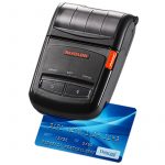 La SPP-R210 de BIXOLON es la impresora de tickets, entradas y billetes portátil USB, Bluetooth y Wi-Fi